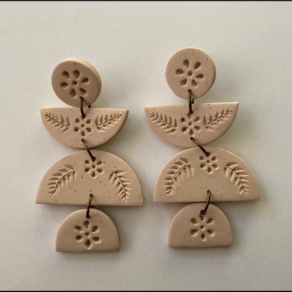 Neblina + Noche Clay Geometric Floral Earrings